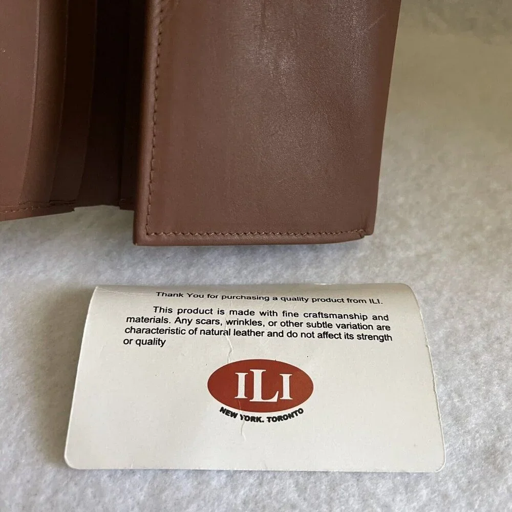 ILI New York Leather Wallet Tri Fold 8 Card Slots